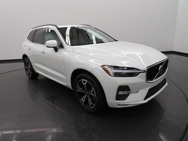 2022 Volvo XC60 Momentum