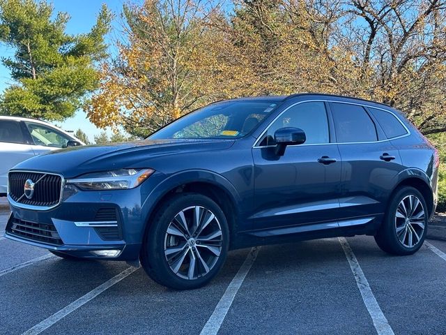 2022 Volvo XC60 Momentum