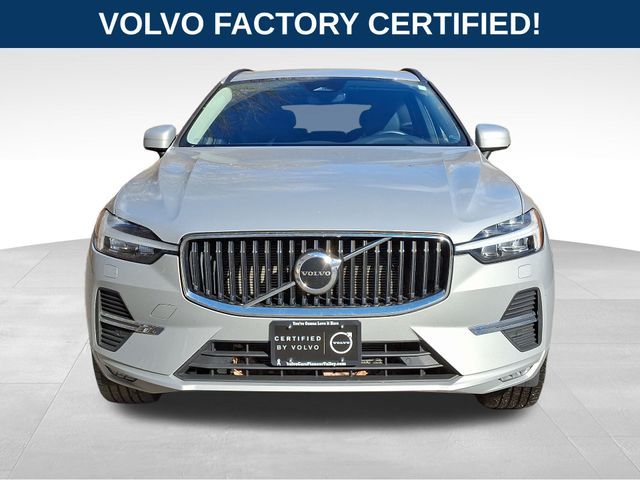 2022 Volvo XC60 Momentum