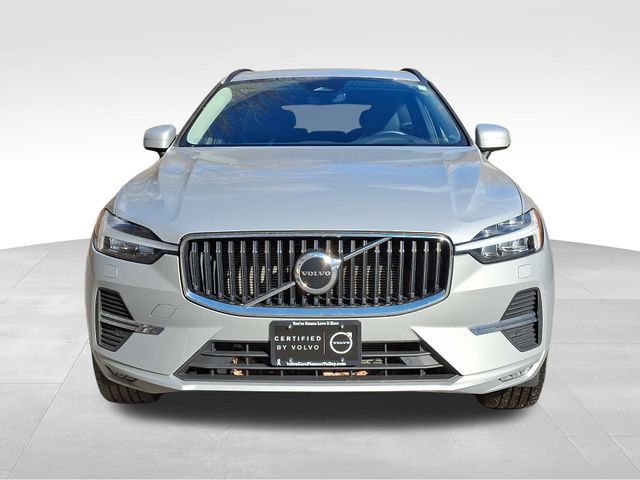 2022 Volvo XC60 Momentum