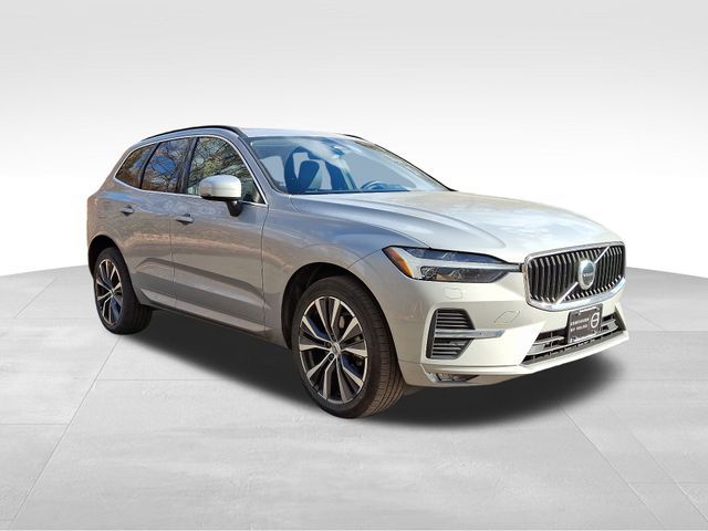 2022 Volvo XC60 Momentum