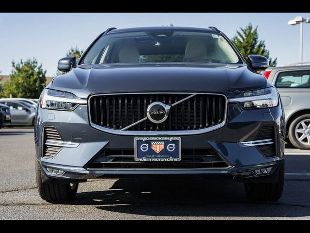 2022 Volvo XC60 Momentum