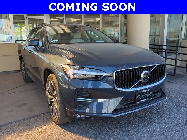 2022 Volvo XC60 Momentum