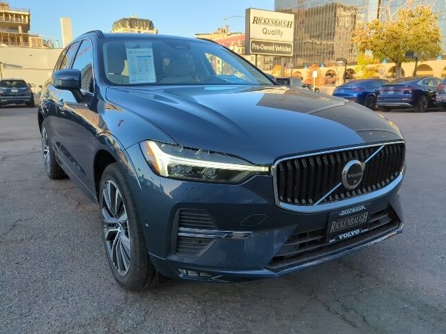 2022 Volvo XC60 Momentum