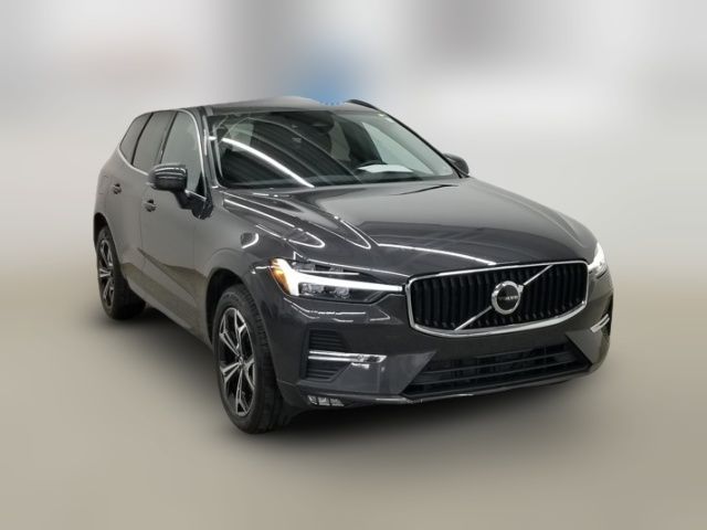 2022 Volvo XC60 Momentum