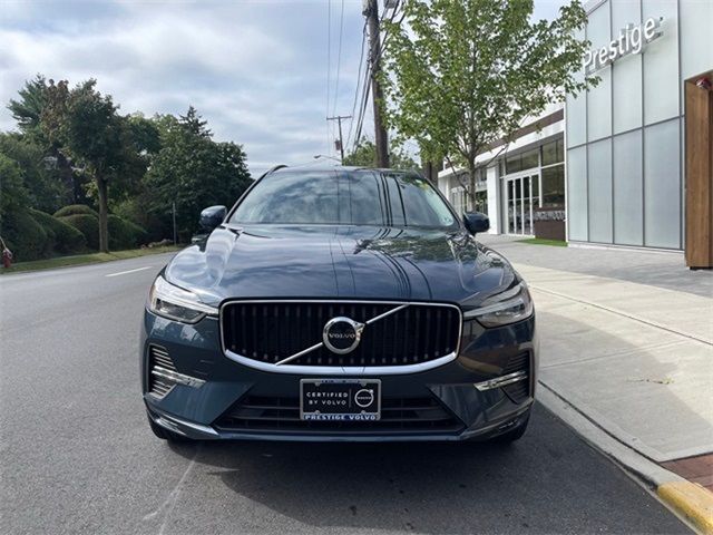 2022 Volvo XC60 Momentum