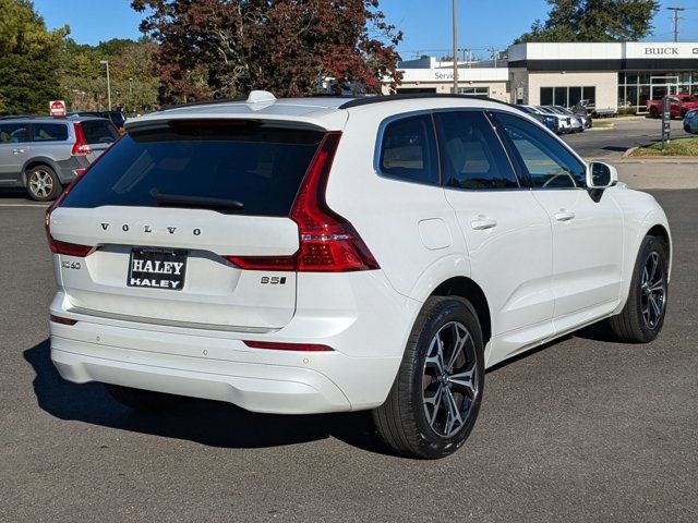 2022 Volvo XC60 Momentum