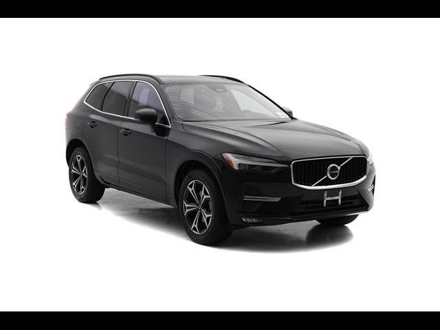 2022 Volvo XC60 Momentum