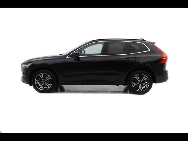 2022 Volvo XC60 Momentum