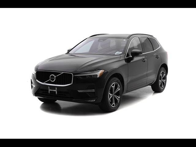 2022 Volvo XC60 Momentum