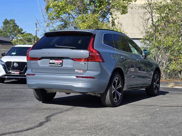 2022 Volvo XC60 Momentum