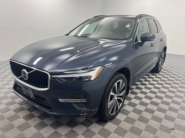 2022 Volvo XC60 Momentum