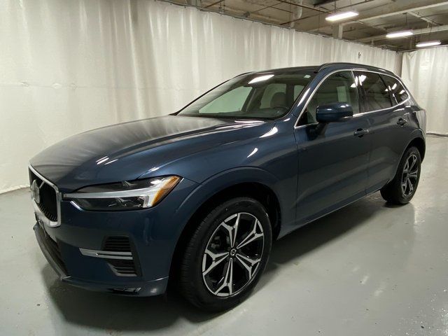 2022 Volvo XC60 Momentum