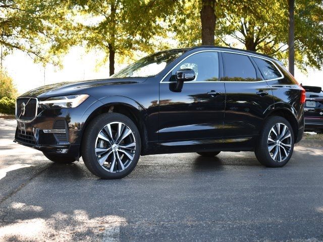 2022 Volvo XC60 Momentum