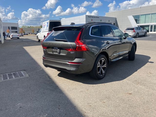 2022 Volvo XC60 Momentum