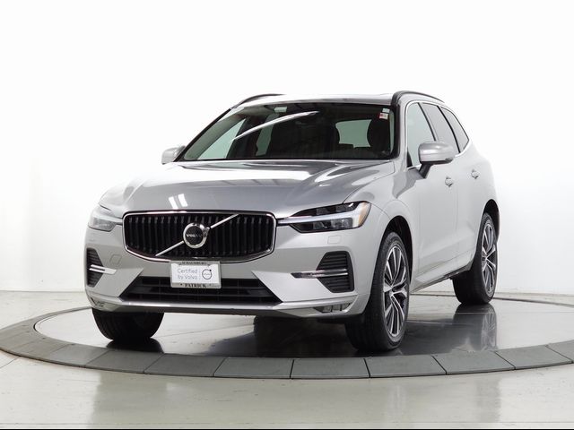 2022 Volvo XC60 Momentum