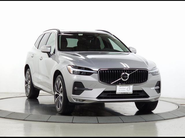 2022 Volvo XC60 Momentum