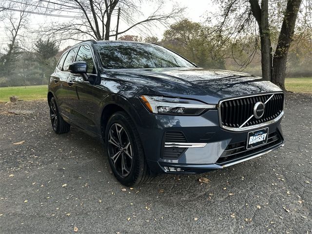 2022 Volvo XC60 Momentum