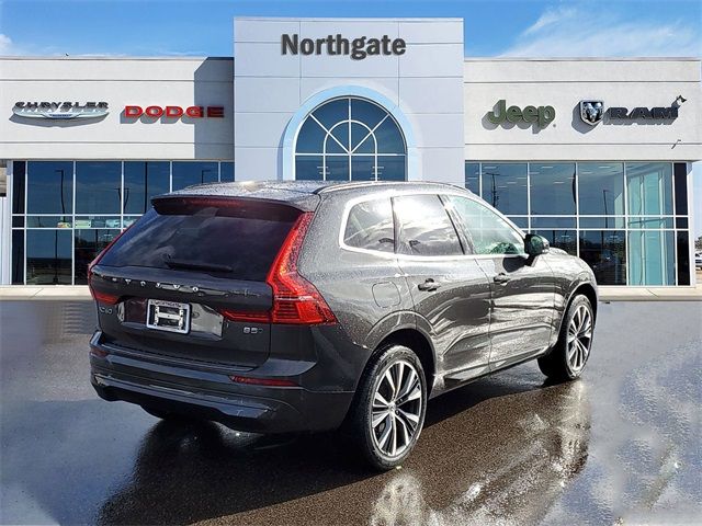 2022 Volvo XC60 Momentum