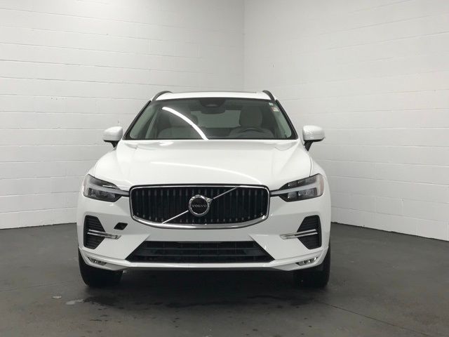 2022 Volvo XC60 Momentum