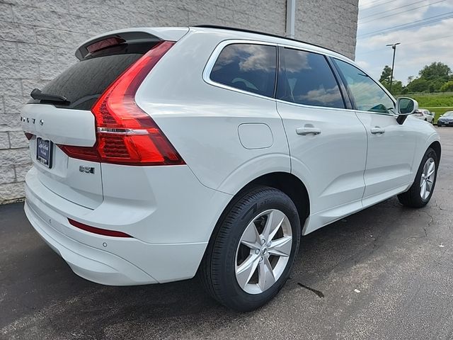 2022 Volvo XC60 Momentum