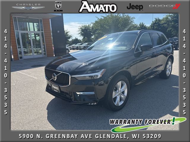 2022 Volvo XC60 Momentum