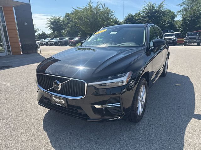 2022 Volvo XC60 Momentum