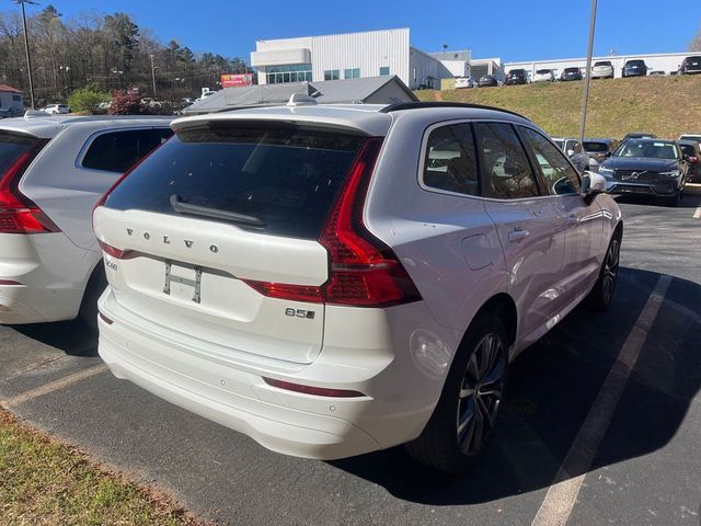 2022 Volvo XC60 Momentum
