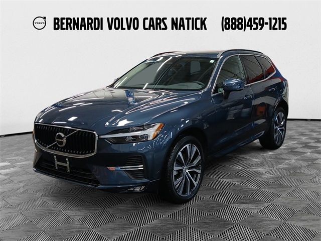 2022 Volvo XC60 Momentum