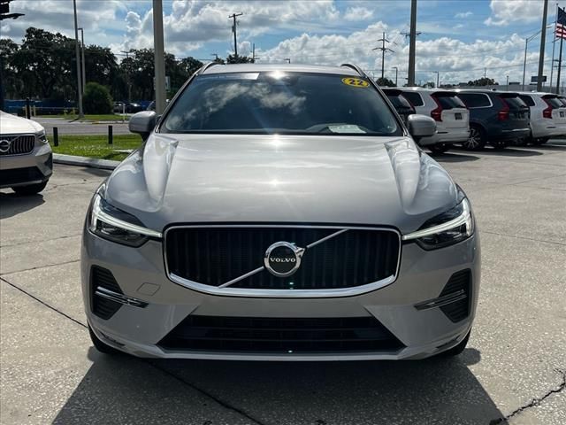 2022 Volvo XC60 Momentum