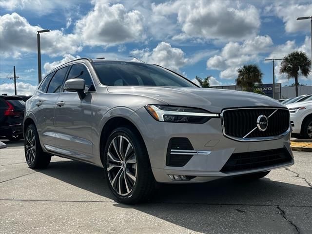 2022 Volvo XC60 Momentum