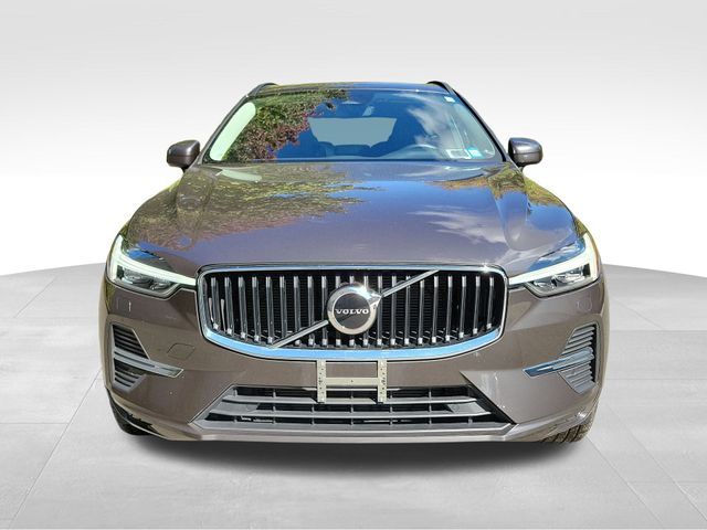 2022 Volvo XC60 Momentum