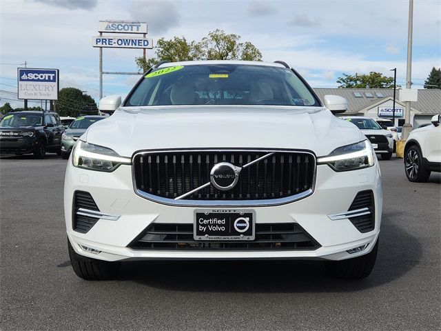 2022 Volvo XC60 Momentum