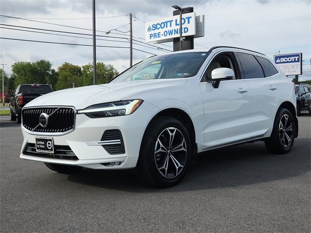 2022 Volvo XC60 Momentum