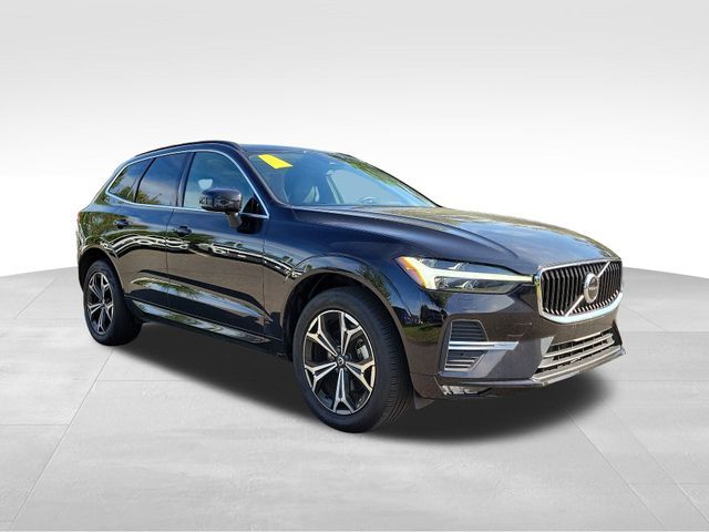 2022 Volvo XC60 Momentum