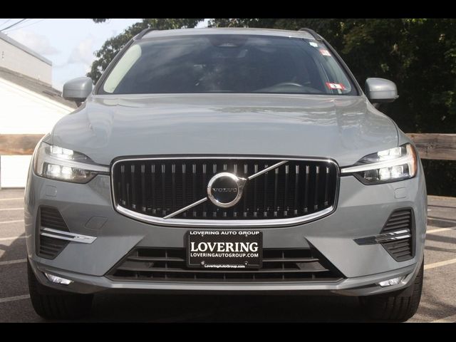 2022 Volvo XC60 Momentum