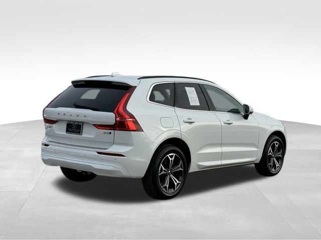 2022 Volvo XC60 Momentum