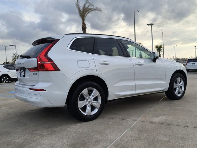 2022 Volvo XC60 Momentum