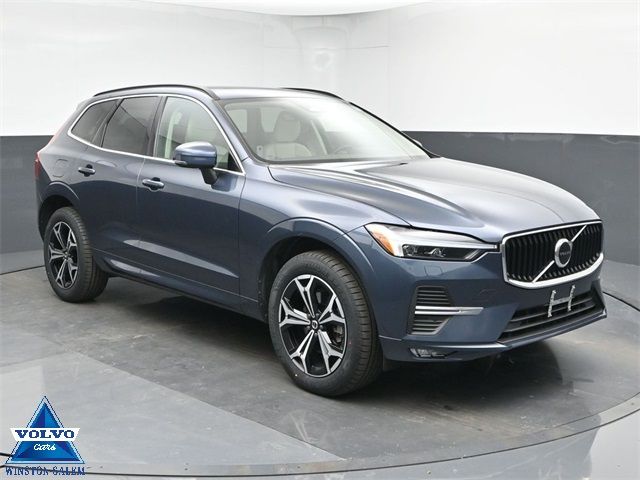 2022 Volvo XC60 Momentum