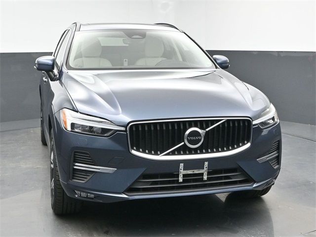 2022 Volvo XC60 Momentum