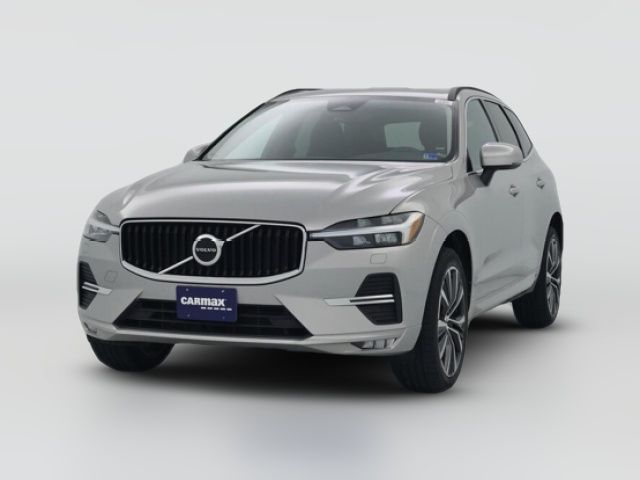 2022 Volvo XC60 Momentum
