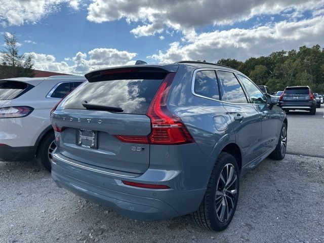 2022 Volvo XC60 Momentum