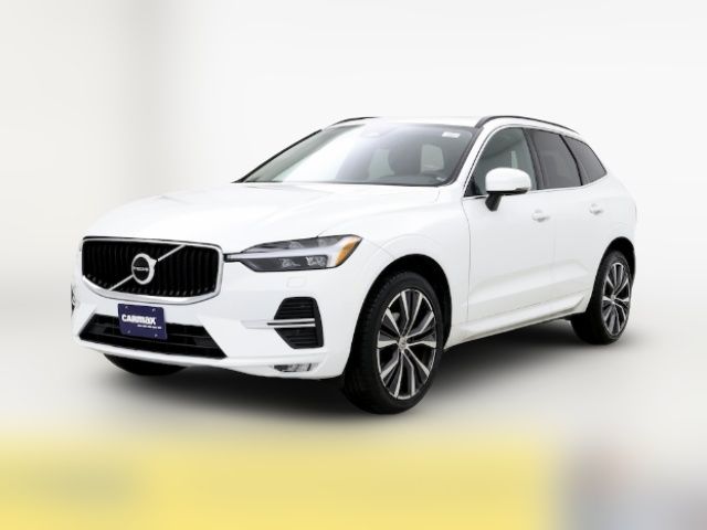 2022 Volvo XC60 Momentum