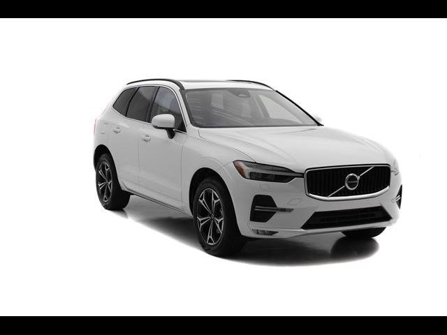 2022 Volvo XC60 Momentum