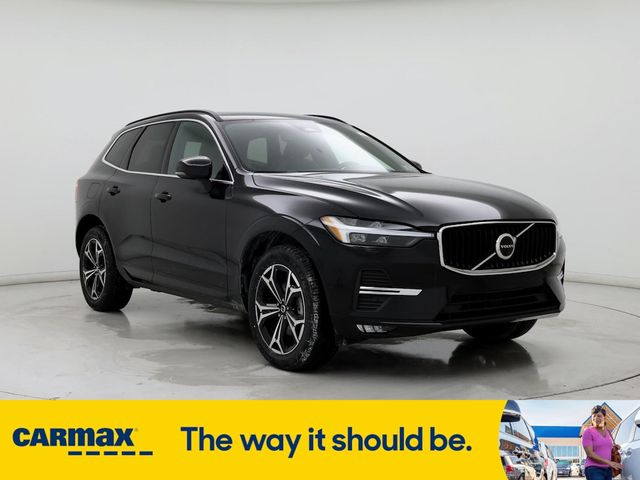 2022 Volvo XC60 Momentum