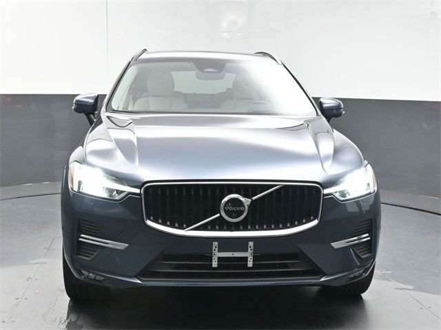 2022 Volvo XC60 Momentum