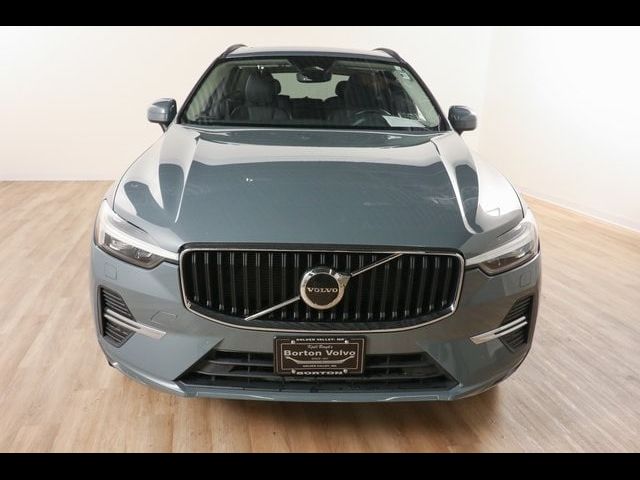 2022 Volvo XC60 Momentum