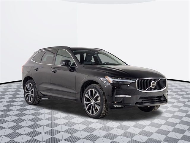 2022 Volvo XC60 Momentum