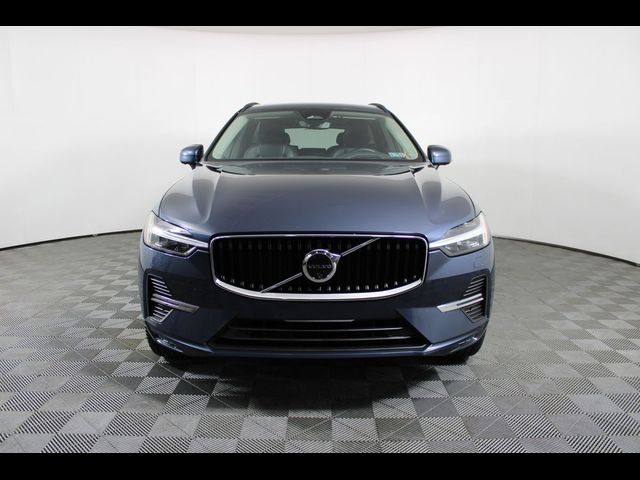 2022 Volvo XC60 Momentum