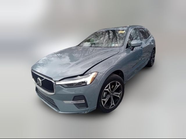 2022 Volvo XC60 Momentum